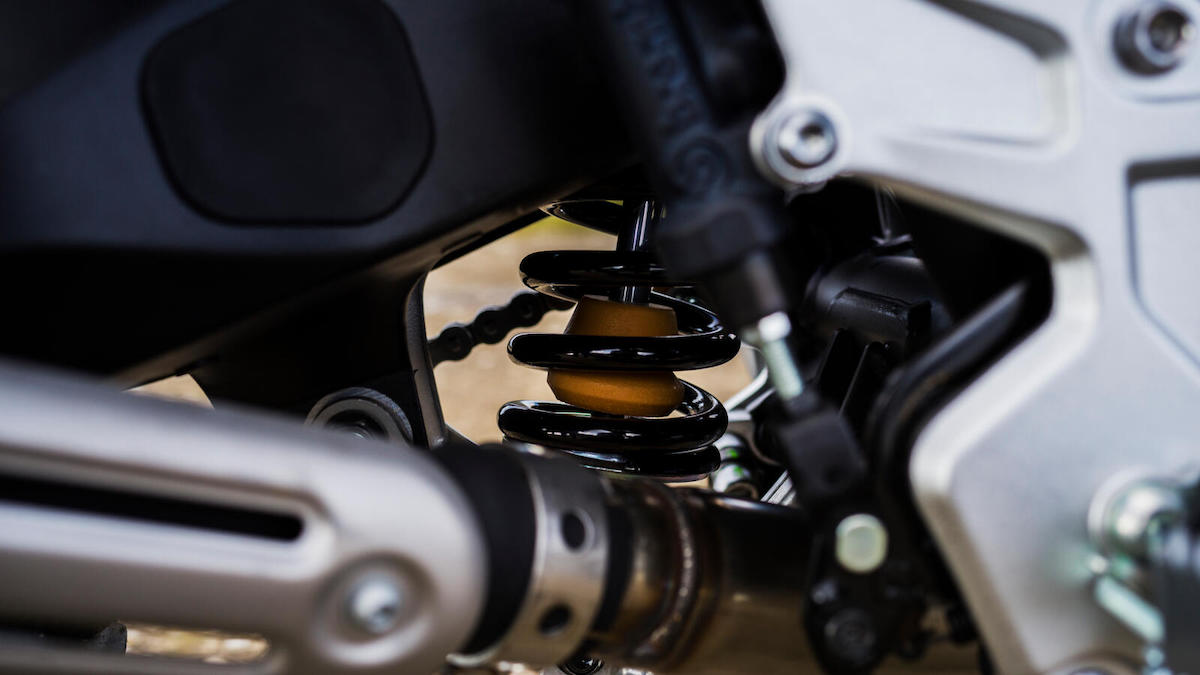 2024 YAM XTZ700T EU MDNMA DET 002 03 preview