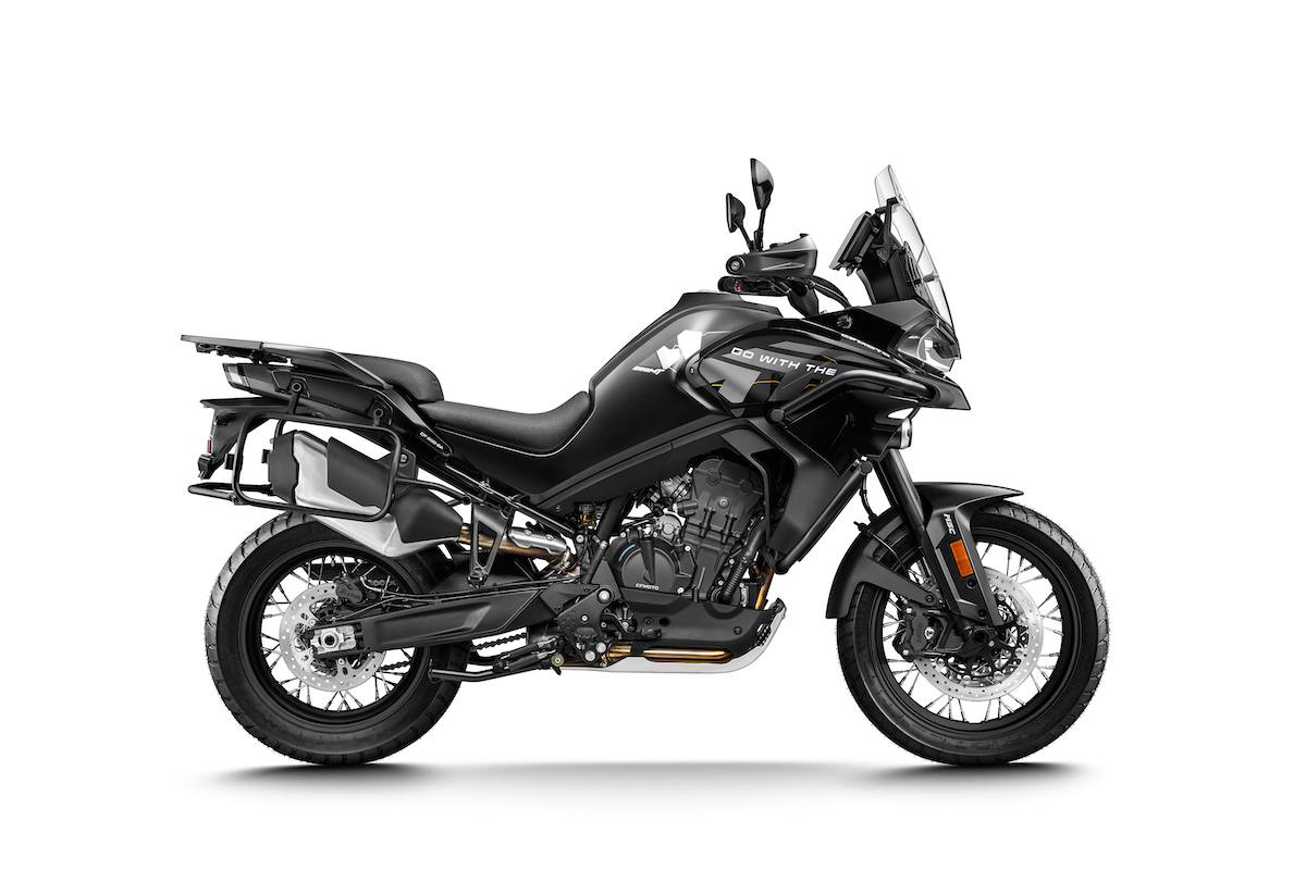 CFMOTO 800MT EXPLORE EDITION Studio Right Gem Black